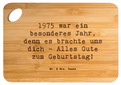 Produktbild von Mr. & Mrs. Panda Holzbrett Spruch 1975 Geburtstag - Transparent - Geschenk, Frühstücksbrettchen, Geburtstagswünsche, ein besonderes Jahr, Happy Birthday, Frühstücksbrett