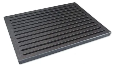 Image de Grille de cuisson en fonte, 24 x 32 cm