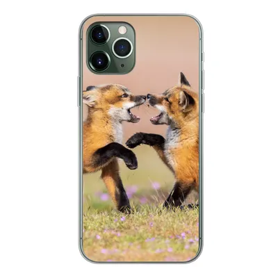 Produktbild von MuchoWow® Handyhülle Schutzhülle Hülle für iPhone 11 Pro Füchse - Blumen - Porträt Silikon Softcase Handy Hülle - Handy