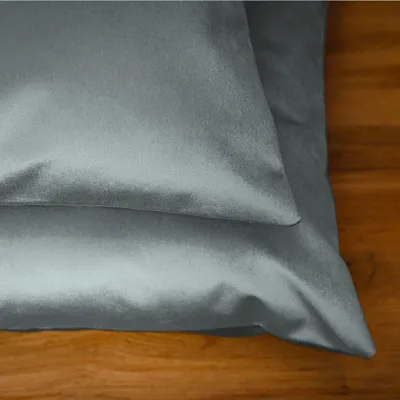 Produktbild von MG Design 2er Set Kissenbezüge 30 x 50 cm in Blau - mit Reißverschluss, samtig-weich, fein & dicht, pflegeleicht