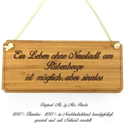 Produktbild von Mr. & Mrs. Panda wandtafel Neustadt am Rübenberge - Geschenk, Werbeschild, Türschild, Graviert, Geschenkidee, Schild, Reklameschild, Wegweiser, Shabby, Firmenschild