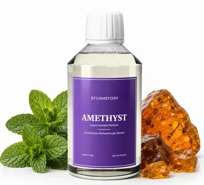 Produktbild von Steamstory Wäscheparfüm Amethyst - Lavendel und Veilchen mit holziger Basisnote - 250 ml