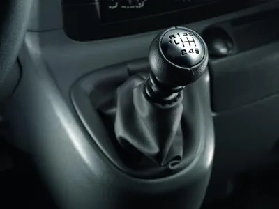 Image de TOYOTA Proace Pommeau de levier de vitesse 6 vitesses noir PZ4L0-H0170-00 OE