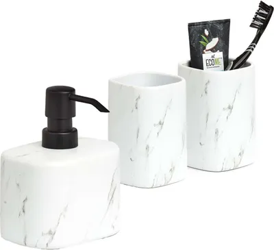Produktbild von 3-teiliges Badezimmer-Set Keramik, weiße Marmoroptik, Badzubehör-Set besteht aus: Seifenspender, 2x Zahnputzbecher, moderne Badausstattung von Zeller