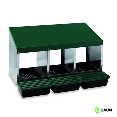 A three-compartment nesting box for poultry.