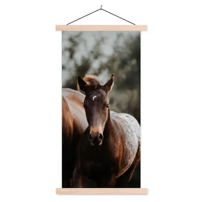 Produktbild von MuchoWow® Textilposter Pferde - Wald - Berge 60x120 cm mit holzfarbenen Rahmen - Holz
