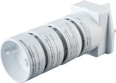 Produktbild von S-Impuls Universal-Reiseadapter-Set, 4 Stück