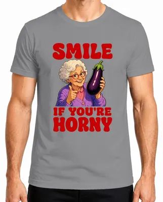 Zdjęcie produktu dla T-shirt męski, kolor szary, rozmiar XL. Nadruk: "Uśmiechnij się, jeśli masz ochotę" (Oma Aubergine, zabawny napis, sarkazm)