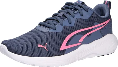 A single Puma shoe is shown against a white background.