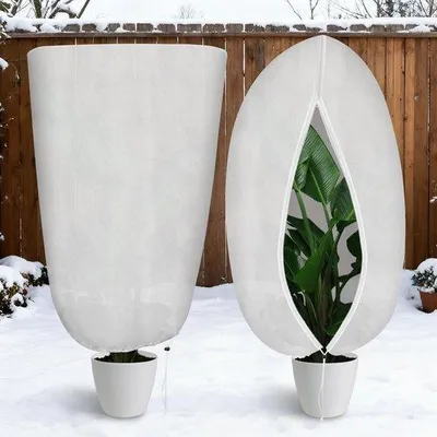 Immagine prodotto di Copertura protettiva per piante Unyqoos® per la protezione invernale, realizzata in tessuto non tessuto resistente, dimensioni 1,2 x 1,8 m e 2,0 x 2,4 m – traspirante, con cerniera e cordoncino, riutilizzabile, trattata contro i raggi UV (-15°C–50°C)