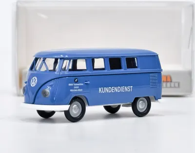 Produktbild von Brekina 31626 - 1/87 VW T1b Kombi, 1960, BMW Triebwerkbau - Neu