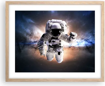 Produktbild von Gerahmtes Poster - Rahmen in heller Eiche - Astronaut Erde Raum - 50x40 cm - Wand Bild - Wanddeko - Wandbilder - Wandposter - Bilderrahmen - Bilder - Kunstdruck - Wandbild - P2NAA50x40-2848