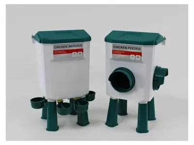 Productafbeelding van Drinker en Feeder set, 11,5 liter met watercups en 7,5kg voerbak