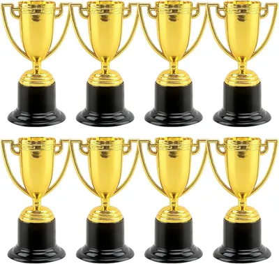 Image de Petits trophées en plastique, lot de 8, couleur or, pour enfants et compétitions