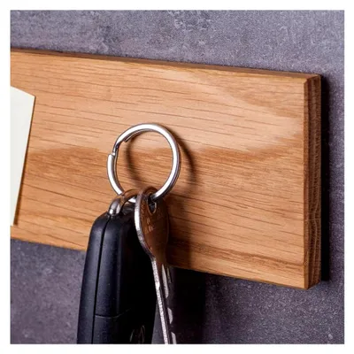 Produktbild von Schlüsselbrett Holz magnetisch – Schlüsselboard mit unsichtbaren Magneten – Schlüsselhalter Wand für Flur & Büro – Wanddekoration aus Holz – Schlüssel Aufhänger 30 cm –  Bayern, Eiche, 30 cm
