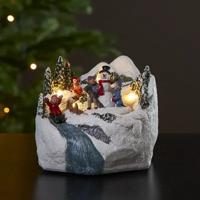 Zdjęcie produktu dla Scenka świąteczna zimowy krajobraz Led WINTERVILLE