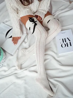 Produktbild von Kniestrümpfe Milena mit Schleife in Ecru für Damen 37-41