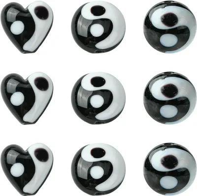 Imagen del producto de Cuentas de vidrio hechas con técnica de lampworking, 12 unidades, con diseño de ying yang en forma de corazón y círculo, para joyería artesanal