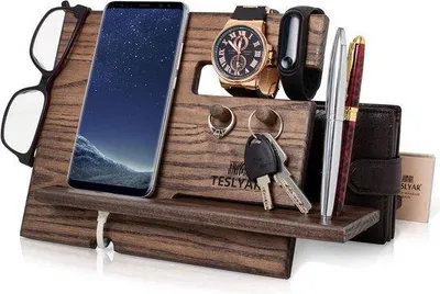 Image de Station d'accueil en bois - Organiseur - Porte-clés - Cadeau - Bois - Marron