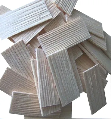 Produktbild von 100 St. Dachschindel aus Fichtenholz. Krippenbau, Modellbau. 55x22-25 mm.