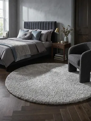 Teppich Grau rund im modernen Wohnzimmer_#sku_BARK503119375038-BARK503119375043#