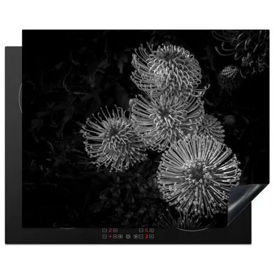 Obrázek produktu pro KitchenYeah® Krycí deska na sporák Nutanblumen - černobílá, 65x52cm, dekorace do kuchyně, keramický kryt varné desky, krycí deska na varnou desku