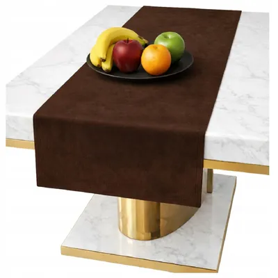Productafbeelding van Een bruine fluwelen tafelkleed voor een tafel van 40x140 cm, glad, klassiek en elegant.