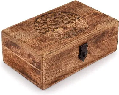 Produktbild von Famanu Holzschatztruhe mit Baum des Lebens Gravur - Schmuckorganizer - Vintage Geschenkidee