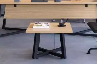 Produktbild von Designer Couchtisch Luxus Brauner Beistelltisch Büro Holz Möbel Stilvoll