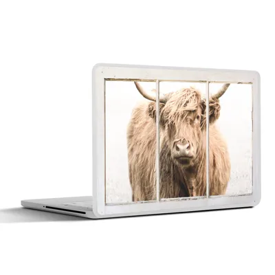 Produktbild von MuchoWow® Laptop Aufkleber Sticker Cover Scottish Highlander - Ansicht - Nebel 40x30 cm - Laptop Dekoration - Selbstklebend
