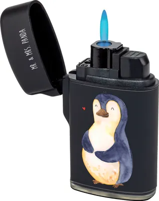Produktbild von Mr. & Mrs. Panda Feuerzeug Pinguin Diät - Schwarz - Geschenk, Feuerzeuge, anzünder, zigarettenanzünder, Selbstliebe, Bauch, Zünder, Abnehmen, Motivation, Bierbauch
