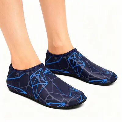 Produktbild von Schnelltrocknende Badeschuhe - Atmungsaktive Strandschuhe - Rutschfeste Barfußschuhe - Bedruckte Tauchsocken Erwachsene - Schwimmen Surfen - M