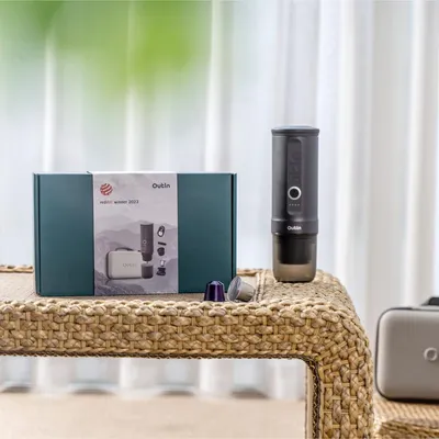 Immagine prodotto di OutIn Nano Espressomaschine Space Grey Travel Kit