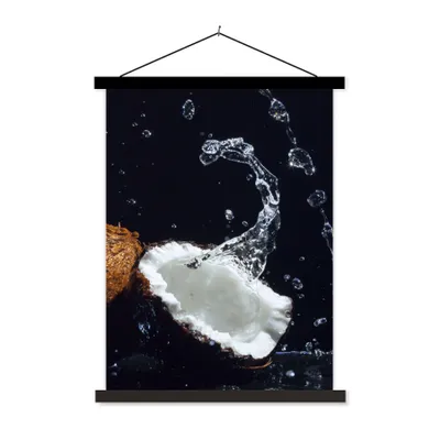 Produktbild von MuchoWow® Textilposter Kokosnuss - Stillleben - Wasser - Schwarz - Frucht 90x120 cm mit schwarzem Rahmen - Dekoration