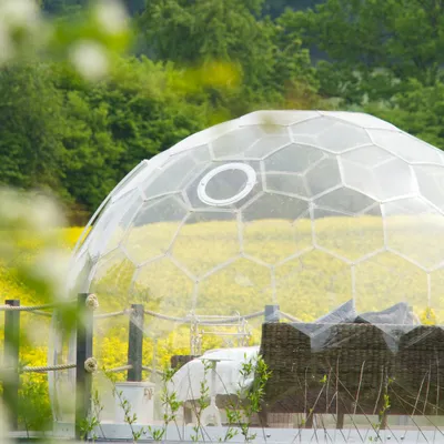 Produktbild von Jochen Schweizer Bubble Übernachtung Kalletal für 2 (1 Nacht); Erlebnis verschenken oder selbst erleben; Gutschein gültig für 2 Personen