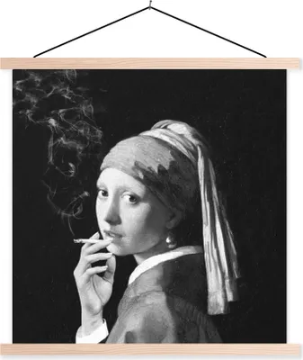 Produktbild von MuchoWow® Textilposter Das Mädchen mit dem Perlenohrring - Johannes Vermeer - Schwarz und weiß 60x60 cm mit holzfarbenen Rahmen - Wanddekoration