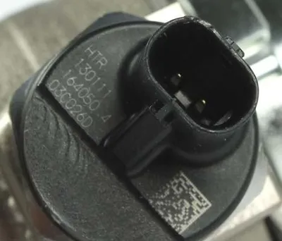 Produktbild von METZGER 2250144 Hochdruckpumpe Kraftstoffpumpe für VW GOLF VI (5K1)