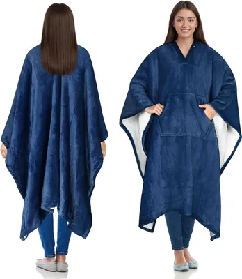Productafbeelding van Draagbare Poncho Deken - Zachte Sherpa Wrap - Warm Blijven - Met Kangoeroezak - 200 x 140 cm - Navy