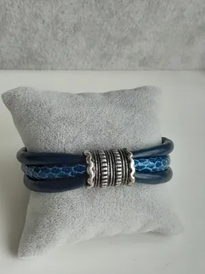 Produktbild von Marineblaues armband Mit Aufgenähtem Magnet