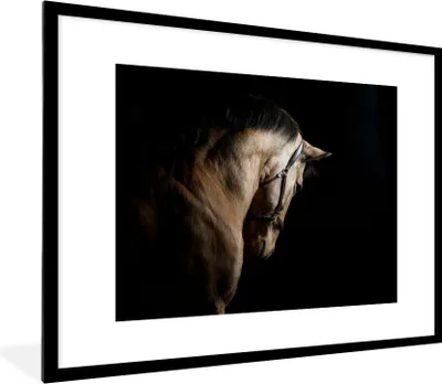 Produktbild von MuchoWow® Gerahmtes Poster Pferde - Halfter - Schwarz 80x60 cm - Poster mit Schwarzem Bilderrahmen Wandposter Rahmen Foto Bilder - Schlafzimmer-Dekorationen - Fotoposter