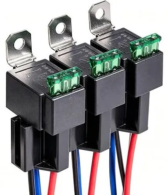 Zdjęcie produktu dla Przekaźnik samochodowy 12V 30A zestaw 3 szt. z bezpiecznikiem diodą