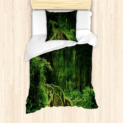 Produktbild von ABAKUHAUS Urwald Bettbezug Set, Frische tropischer Thailand-Wald mit Holzbrücke-Laub-Meditations-ruhiger Landschaft, 135 x 200 cm + 80 x 80 cm, Grün