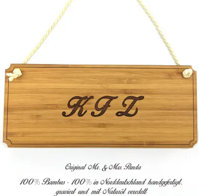 Produktbild von Mr. & Mrs. Panda Schild KFZ - Geschenk, Landhaus, Shabby, Wegweiser, Werbeschild, Türschild Holz, Praxisschild, Graviert, Geschenkidee