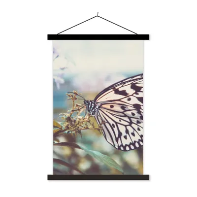 Produktbild von MuchoWow® Textilposter Schmetterling - Blumen - Frühling 60x90 cm mit schwarzem Rahmen - Poster Wohnzimmer
