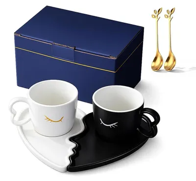 Productafbeelding van Koffiekopjes, set van 2 met schotel en lepel, 200 ml, keramiek, met een liefdesontwerp