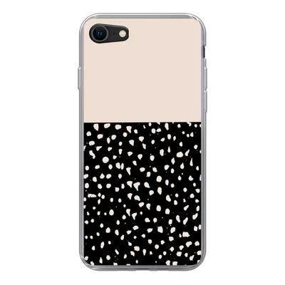 Produktbild von MuchoWow® Handyhülle Schutzhülle Hülle für iPhone 7 Polka dots - Beige - Schwarz Silikon Softcase Handy Hülle - Kartenhalter