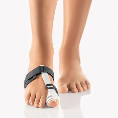 Produktbild von Hallux-Valgus-Schiene Valco weiß-grau>>>>Gr. M rechts