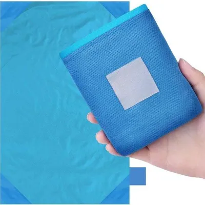 Produktbild von Famanu Stranddecke Ultralight - Wasserabweisend und leicht, 140 x 180 cm