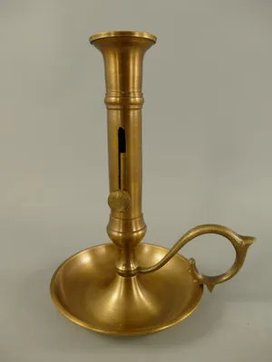 Produktbild von Kerzenleuchter Schiebeleuchter aus der Biedermeier Zeit Messing brüniert