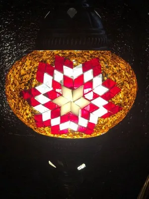 Obrázek produktu pro Ručně vyrobená turecká stolní lampa z hnědého, červeného a oranžového skla s mozaikovými kamínky, výška 42 cm
